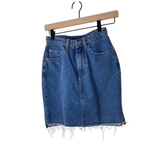 H&M Denim Above Knee Denimcore Y2K Modest Raw Hem Medium Wash Skirt - Picture 1 of 7